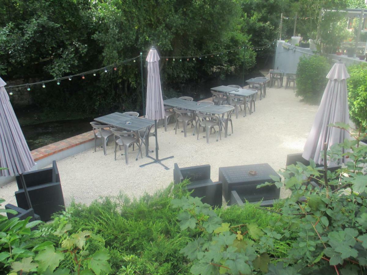 مبيت وإفطار Molineuf Couleurs Loire المظهر الخارجي الصورة